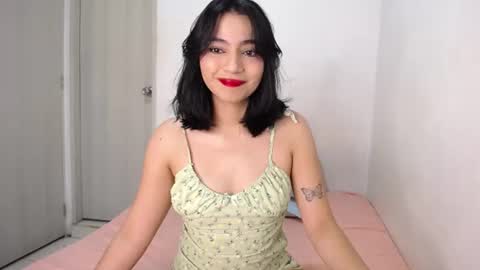 Snapshot of megan_mancini chatting on July 1, 2026, 1:40 am Megan independent model online show from July 1, 2026, 1:40 am