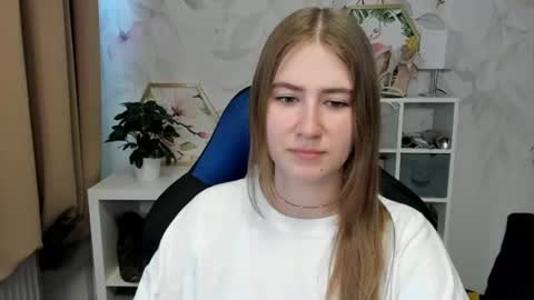 Snapshot of meganx_candy chatting on July 30, 2026, 5:50 am Megan online show from July 30, 2026, 5:50 am