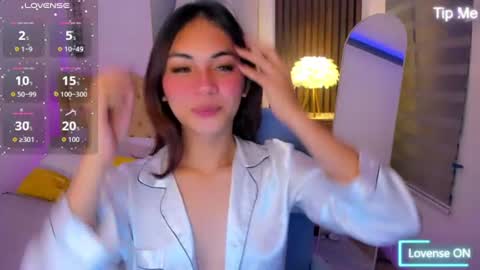 meiluxe online show from July 6, 2026, 5:04 pm