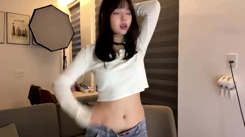 Snapshot of melana_love chatting on April 28, 2026, 11:15 am Melana online show from April 28, 2026, 11:15 am
