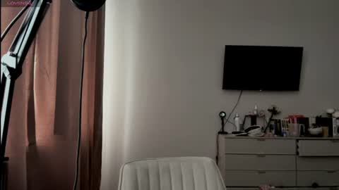 melanie__murr online show from June 15, 2026, 3:42 am