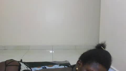 melanie_bae1 online show from July 18, 2026, 1:32 am