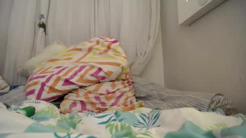 Snapshot of melishanton chatting on June 17, 2026, 12:57 am melishanton online show from June 17, 2026, 12:57 am