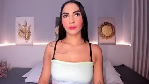 Snapshot of melissa__saenz_ chatting on July 16, 2026, 3:23 am M E L I S S A online show from July 16, 2026, 3:23 am