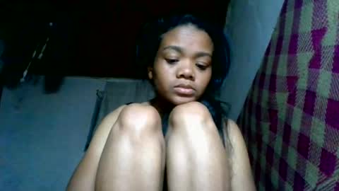 mellinah430167 online show from July 23, 2026, 1:42 pm