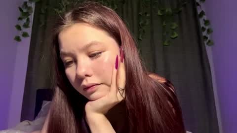 Snapshot of memento_mary chatting on July 2, 2026, 2:23 pm The princess of your dreams online show from July 2, 2026, 2:23 pm