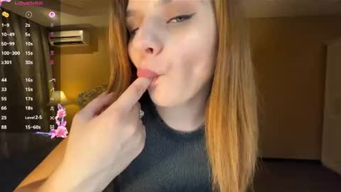 Snapshot of memento_mary chatting on July 16, 2026, 8:37 pm The princess of your dreams online show from July 16, 2026, 8:37 pm