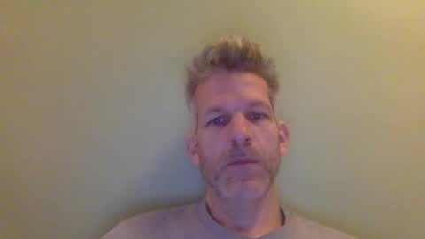 Snapshot of men2024again chatting on April 20, 2026, 9:12 am Andres online show from April 20, 2026, 9:12 am