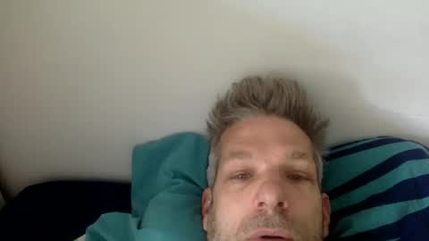Snapshot of men2024again chatting on April 30, 2026, 8:42 am Andres online show from April 30, 2026, 8:42 am