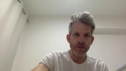 Snapshot of men2024again chatting on May 7, 2026, 8:36 pm Andres online show from May 7, 2026, 8:36 pm