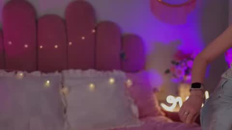 Anna online show from July 11, 2026, 5:21 am