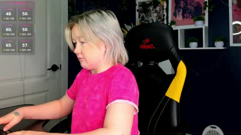 Mia online show from June 8, 2026, 3:07 am