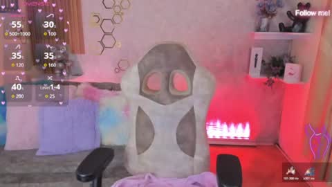 Snapshot of mia_smoke_ chatting on July 3, 2026, 1:56 am Mia online show from July 3, 2026, 1:56 am