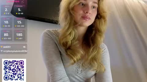 miaamurr online show from July 14, 2026, 5:40 pm