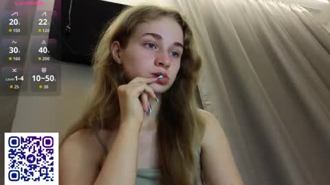 miaamurr online show from July 19, 2026, 7:39 pm