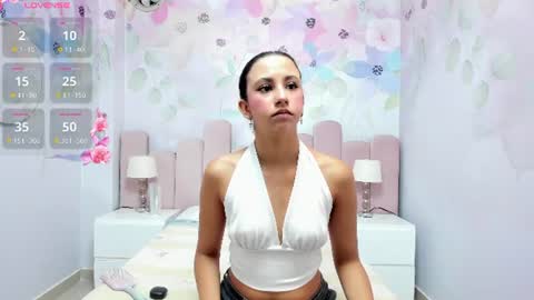 Mia online show from July 9, 2026, 11:31 pm