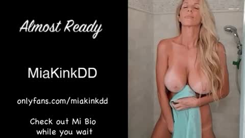 Mia online show from July 19, 2026, 5:38 pm