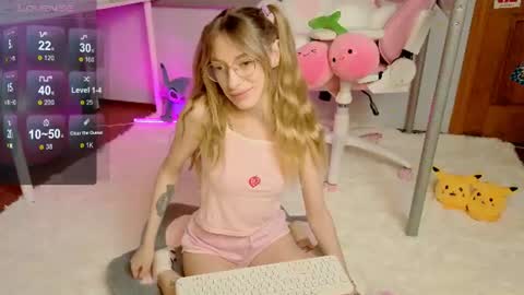 MiaMoon online show from June 14, 2026, 10:06 am
