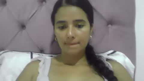 micaelamoreno18 online show from May 31, 2026, 2:20 am
