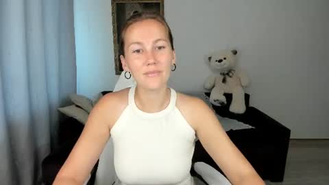 Michelle online show from July 5, 2026, 4:52 am