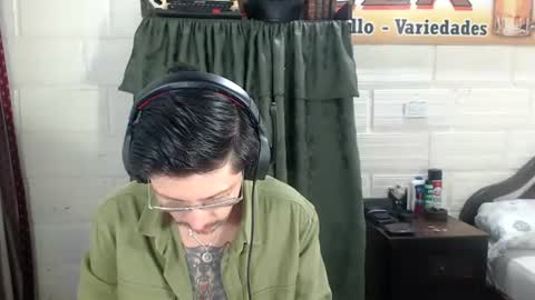 Miguel  Independent Model  online show from July 5, 2026, 5:03 am