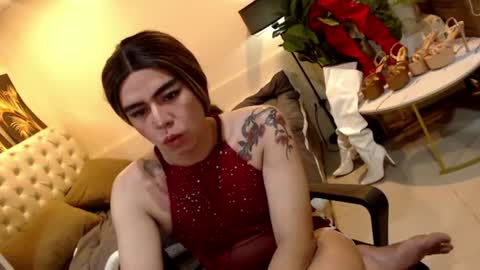 Snapshot of mikha_sensual chatting on July 21, 2026, 7:22 am Theresa Luna online show from July 21, 2026, 7:22 am