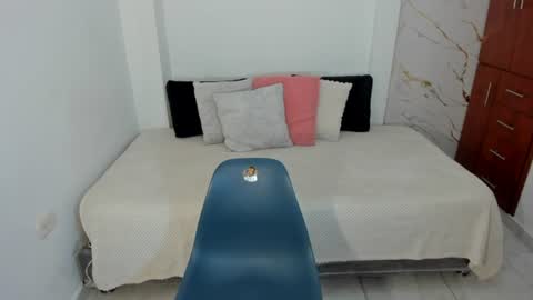 martina online show from July 18, 2026, 3:33 am