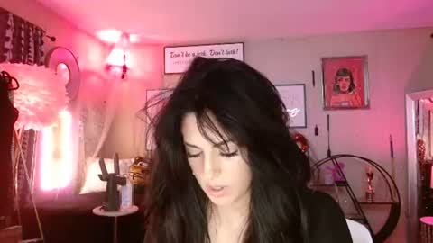 Milf Lacey online show from July 14, 2026, 10:37 pm