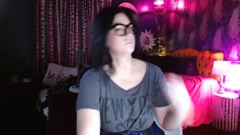 Milf Lacey online show from July 19, 2026, 9:29 pm