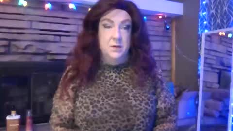 milf_ts_bitch online show from February 22, 2025, 4:51 am