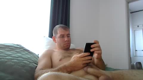 milfhunter195 online show from August 3, 2026, 8:46 am