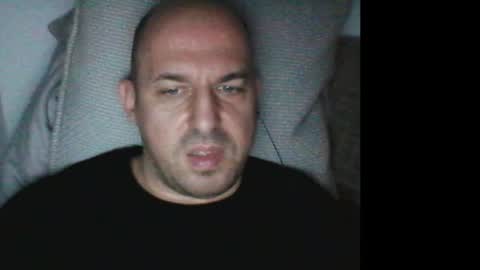 Snapshot of milkiwaay chatting on December 19, 2025, 10:17 pm Milkiwaay online show from December 19, 2025, 10:17 pm