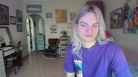 mili-kira online show from August 4, 2026, 4:59 am