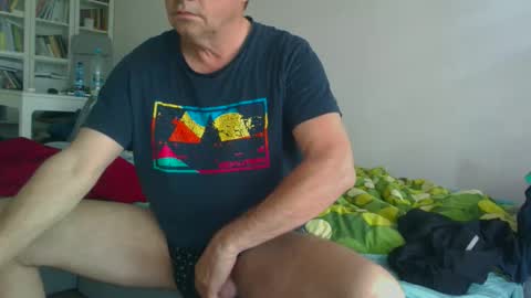  Milymen26  Polish man  master  fereskik straight mature online show from June 1, 2026, 4:25 am