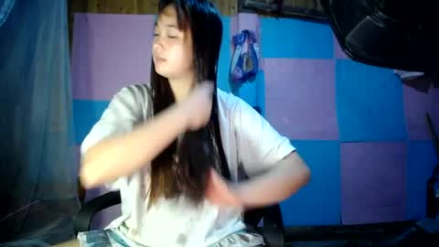 min_baby online show from June 25, 2026, 2:32 pm