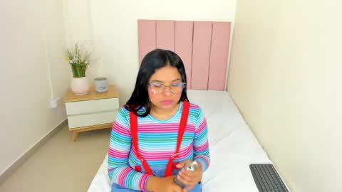 Mindy online show from May 6, 2026, 12:21 pm