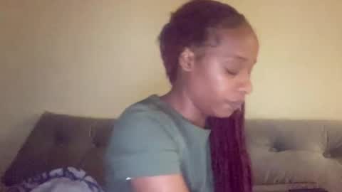 Snapshot of mini_luv chatting on July 15, 2026, 3:23 am SLIPSLID online show from July 15, 2026, 3:23 am