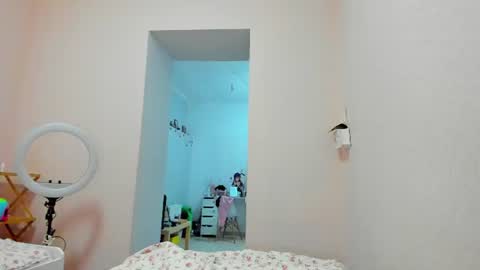 Amelia online show from June 20, 2026, 8:55 pm