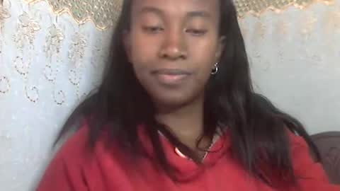 minouch211907 online show from May 29, 2026, 7:06 am