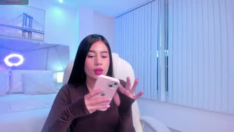 miranda_crawfor online show from May 22, 2026, 11:38 am