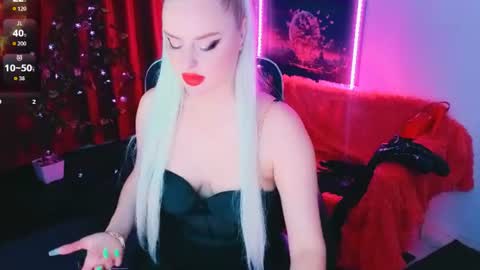 miss_alice_silver online show from June 11, 2026, 7:12 pm