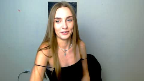 Angelina online show from July 29, 2026, 6:00 am