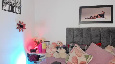 Snapshot of miss_brunette_ chatting on July 7, 2026, 6:47 am lucy 3 online show from July 7, 2026, 6:47 am
