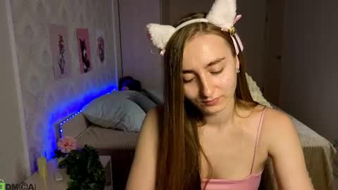 Snapshot of miss_emily19 chatting on June 14, 2026, 8:38 am Emily online show from June 14, 2026, 8:38 am