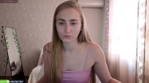 Snapshot of miss_emily19 chatting on July 13, 2026, 8:06 am Emily online show from July 13, 2026, 8:06 am