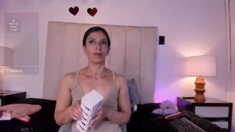miss_milf_ online show from May 29, 2026, 8:07 pm