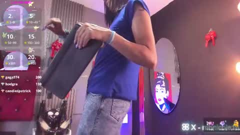 Miss Nicole online show from July 28, 2026, 6:20 pm