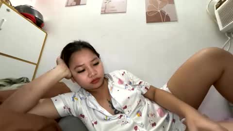 Snapshot of miss_peachyxxx chatting on May 25, 2026, 7:03 am Lyn online show from May 25, 2026, 7:03 am
