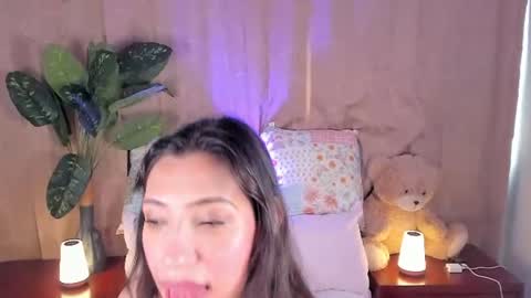 Snapshot of miss_veronica2 chatting on July 9, 2026, 1:37 pm Miss Veronica online show from July 9, 2026, 1:37 pm