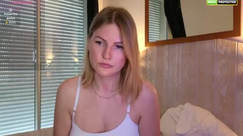 Misslucci online show from April 22, 2026, 8:39 am